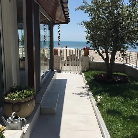 Villa Beach *