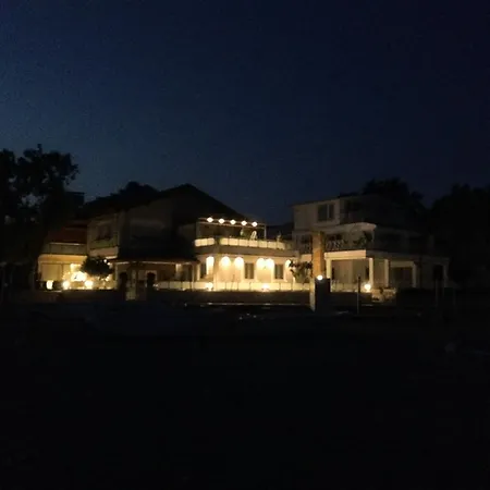 Beach Villa *